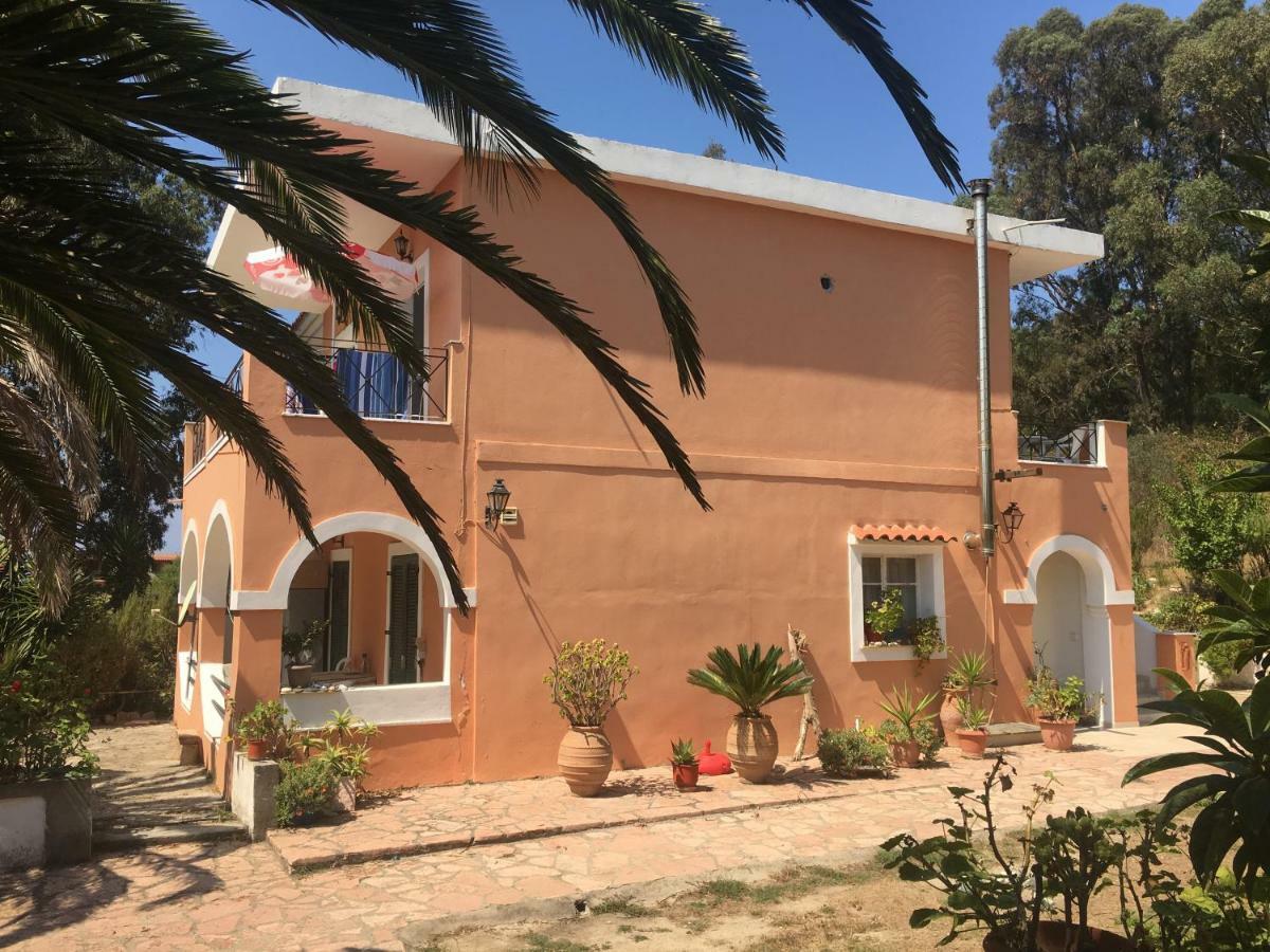 Floros Apartments Agios Stefanos Avliotes  Exteriör bild
